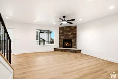 1029 N 2900 E, Layton, UT 84040 - Photo 7