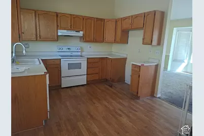 2091 N 550 E, Harrisville, UT 84414 - Photo 5