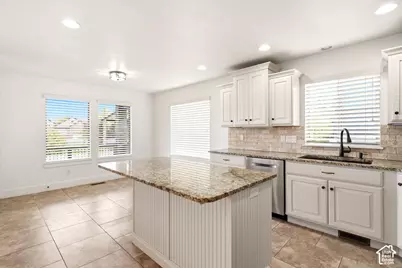 2628 W 2400 N, Farr West, UT 84404 - Photo 5