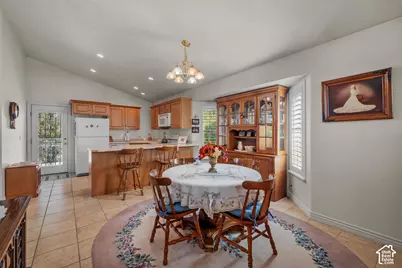 473 E Green Haven Dr E, Midvale, UT 84047 - Photo 9