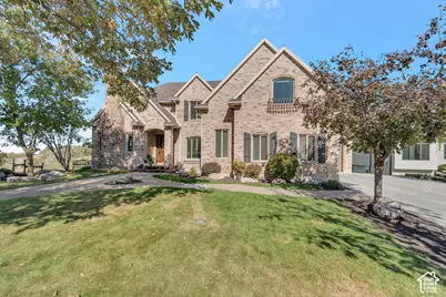611 E 900 N, Kaysville, UT 84037 - Photo 3