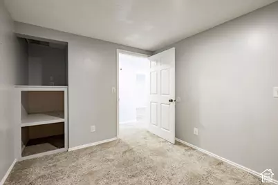 605 E Adams St, Layton, UT 84041 - Photo 23