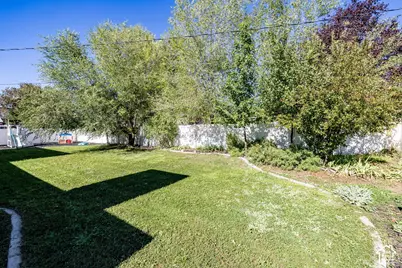 605 E Adams St, Layton, UT 84041 - Photo 39
