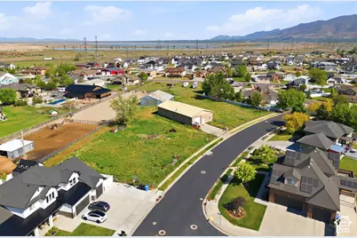 1685 N Olsen Way W #801, West Bountiful, UT 84087 - Photo 3