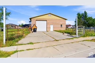 1695 N Olsen Way W #802, West Bountiful, UT 84087 - Photo 3