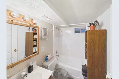 352 W 1115 N, Sunset, UT 84015 - Photo 21