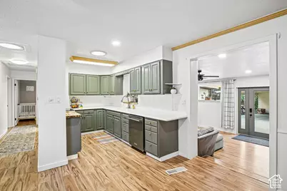 161 W Washington Ave. S, Murray, UT 84107 - Photo 11