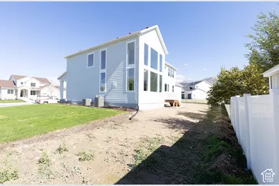 798 E 370 N #5, Salem, UT 84653 - Photo 3