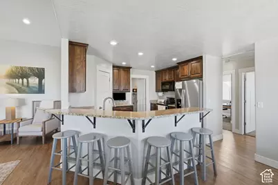 504 S Lake View Dr, Vineyard, UT 84059 - Photo 15