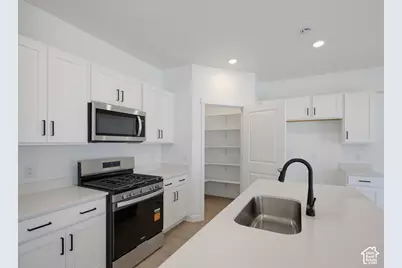 345 E Sophie Pl N #138, Heber City, UT 84032 - Photo 5
