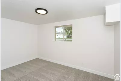 2111 N 900 W, Clinton, UT 84015 - Photo 15