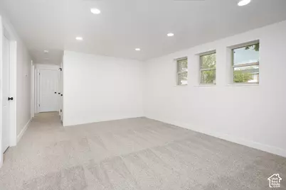 2111 N 900 W, Clinton, UT 84015 - Photo 13