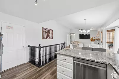 5056 W Van Cott Peak Dr, Riverton, UT 84096 - Photo 11