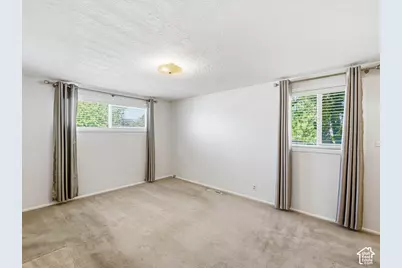 1934 W Lindsay Dr S, Taylorsville, UT 84129 - Photo 19