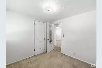 1934 W Lindsay Dr S, Taylorsville, UT 84129 - Photo 27