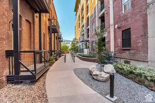 328 W 200 S, Salt Lake City, UT 84101 - Photo 25