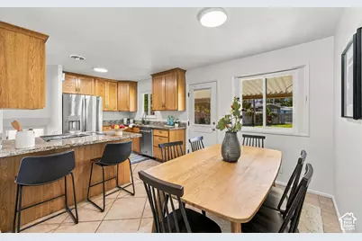 1115 N 1300 W, Salt Lake City, UT 84116 - Photo 9