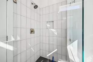 765 N 400 W, Salt Lake City, UT 84103 - Photo 17