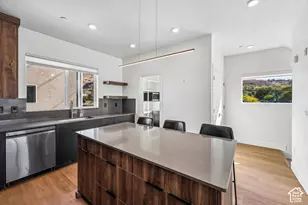 765 N 400 W, Salt Lake City, UT 84103 - Photo 9