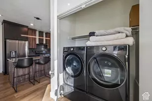 765 N 400 W, Salt Lake City, UT 84103 - Photo 11