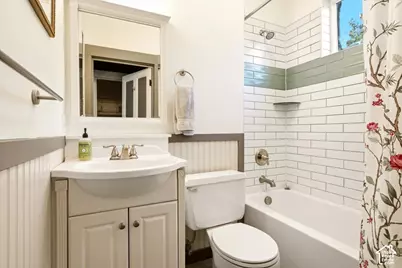 452 E Hollywood Ave, Salt Lake City, UT 84115 - Photo 13