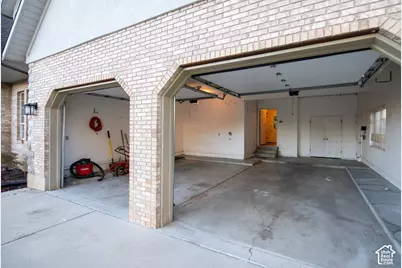 833 S 300 W, Orem, UT 84058 - Photo 3