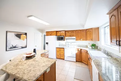 833 S 300 W, Orem, UT 84058 - Photo 15