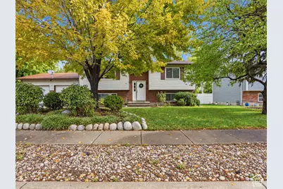 975 S 200 E, Layton, UT 84041 - Photo 3