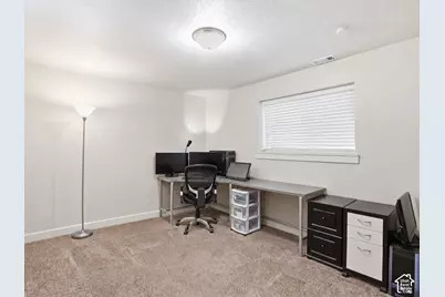 975 S 200 E, Layton, UT 84041 - Photo 25