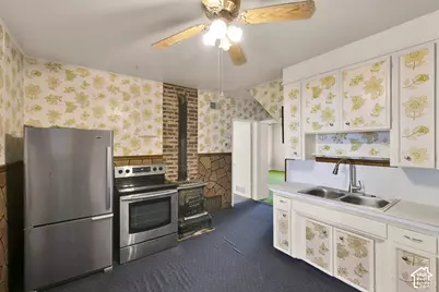 85 N 100 E, Willard, UT 84340 - Photo 7