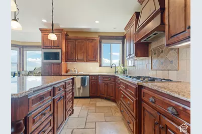 2638 S Stillwater Dr, Saratoga Springs, UT 84045 - Photo 25