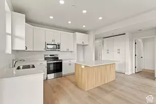 8503 S Iris Lumi Ln W, Midvale, UT 84047 - Photo 15