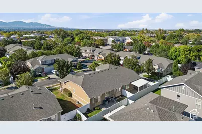 8067 S Station Landing Way E, Sandy, UT 84070 - Photo 35