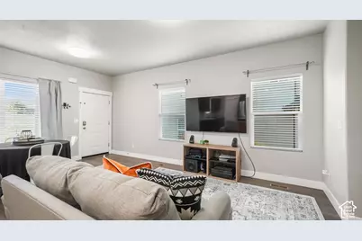 3761 E Cunninghill Dr, Eagle Mountain, UT 84005 - Photo 5