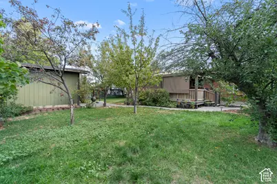 5698 S Mirkwood Ln, Taylorsville, UT 84129 - Photo 33