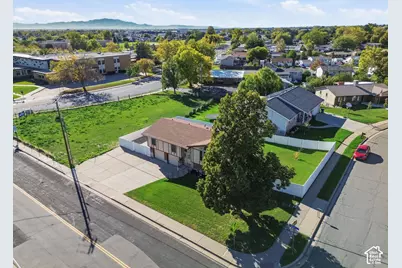 749 N Church St W, Layton, UT 84041 - Photo 39