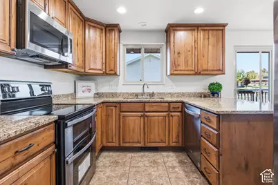 749 N Church St W, Layton, UT 84041 - Photo 11