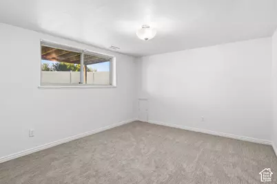 749 N Church St W, Layton, UT 84041 - Photo 21