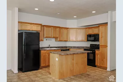 10358 Morgan Blvd #409, Cedar Hills, UT 84062 - Photo 27