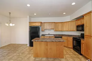 10358 Morgan Blvd, Cedar Hills, UT 84062 - Photo 31