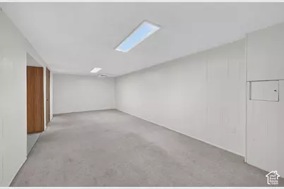 447 E 550 S, Bountiful, UT 84010 - Photo 23