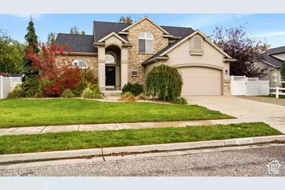 1425 S 300 E, Kaysville, UT 84037 - Photo 1