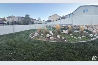 259 W Columbine Cir, Saratoga Springs, UT 84045 - Photo 3