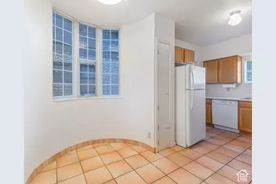 1250 E 300 S, Salt Lake City, UT 84102 - Photo 11