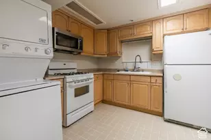 866 E 970 N, Orem, UT 84097 - Photo 21
