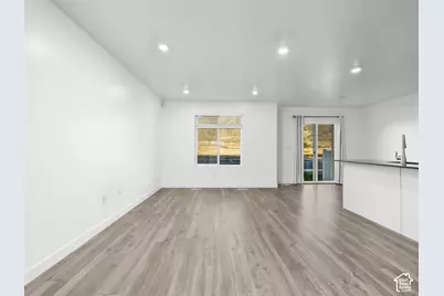 1353 S Fox Run Ave, Santaquin, UT 84655 - Photo 7