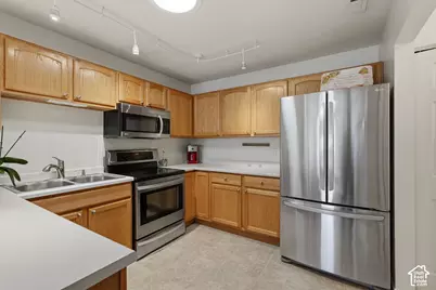 9356 S Abbey View Rd #16-A, West Jordan, UT 84088 - Photo 11
