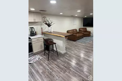 40 Zircon Cir, Layton, UT 84041 - Photo 17