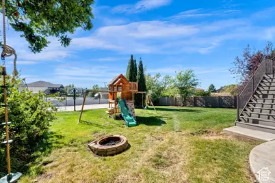323 W 4300 N, Pleasant View, UT 84414 - Photo 49