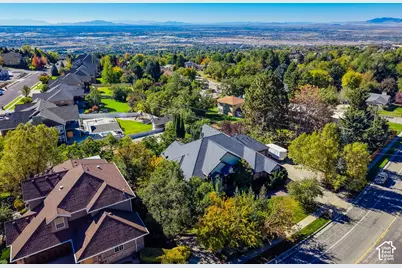 323 W 4300 N, Pleasant View, UT 84414 - Photo 3